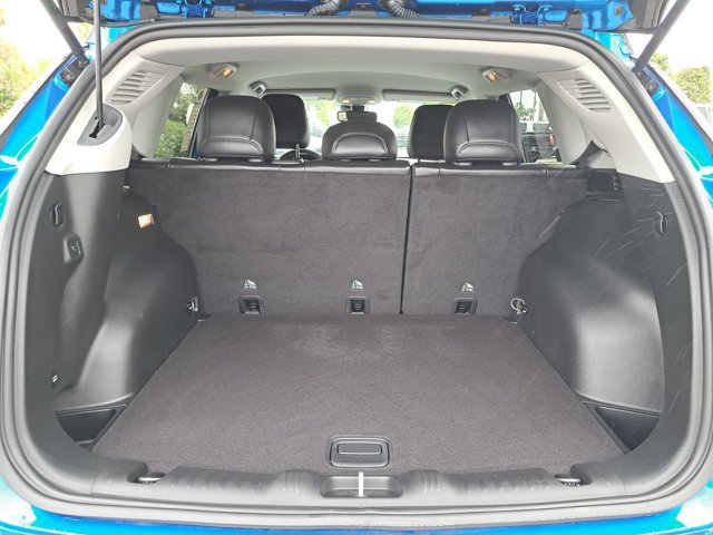 Used 2022 Jeep Compass Limited w/ Elite Group image 11