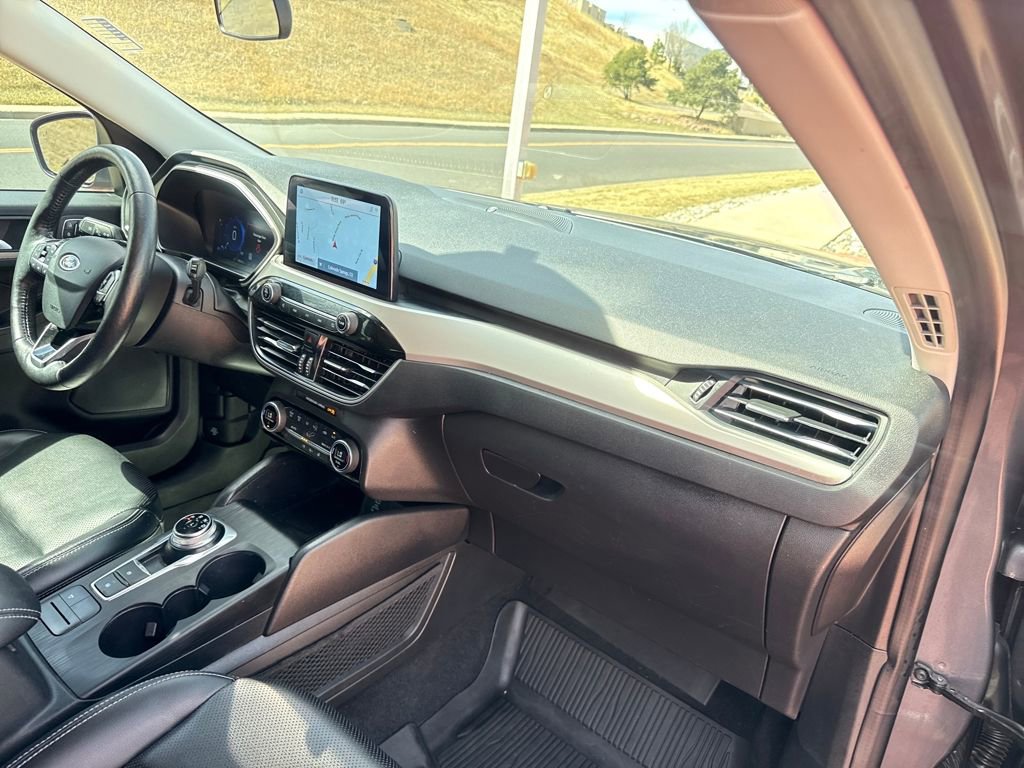 Certified 2021 Ford Escape SEL w/ Technology Package image 29