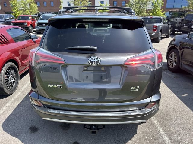 Used 2018 Toyota RAV4 XLE AWD/4WD image 7