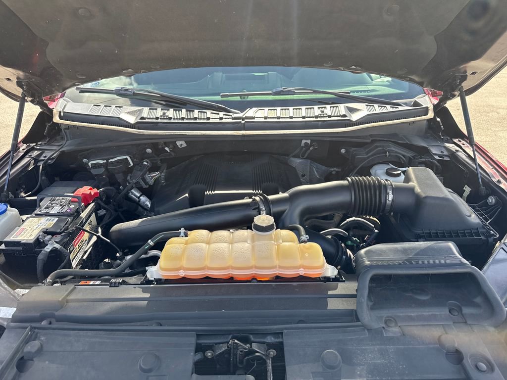 Certified 2018 Ford F150 XLT w/ Equipment Group 302A Luxury image 28