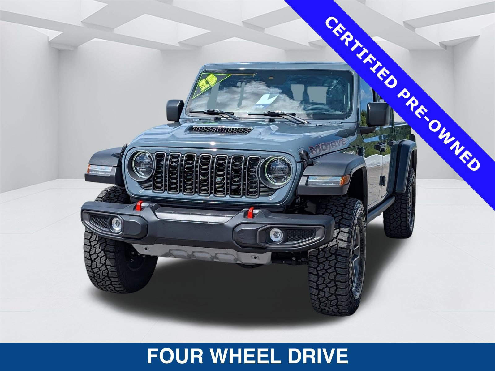 Used 2025 Jeep Gladiator Mojave w/ Safety Group AWD/4WD image 7
