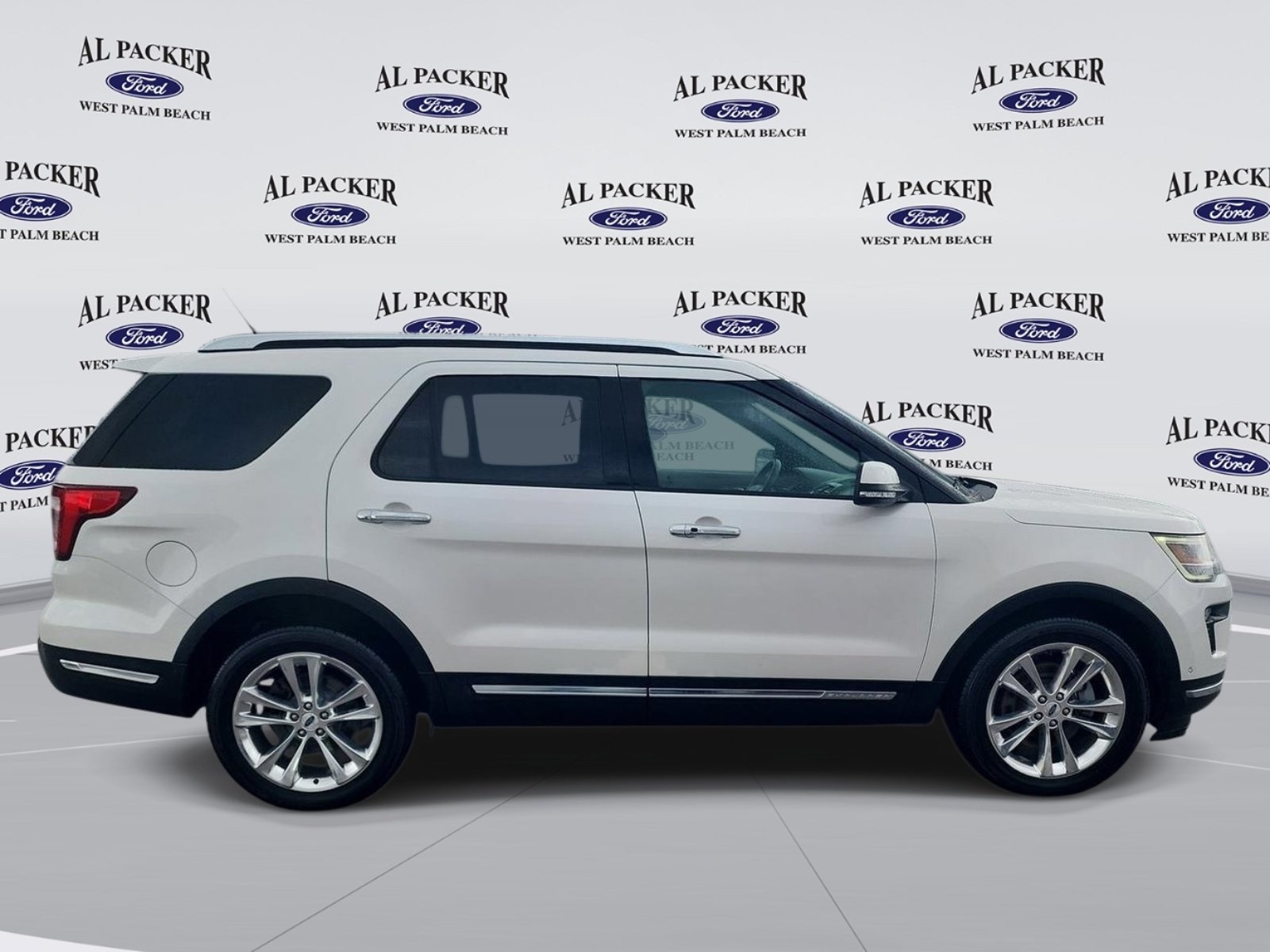 Certified 2018 Ford Explorer Limited w/ Equipment Group 301A AWD/4WD image 6
