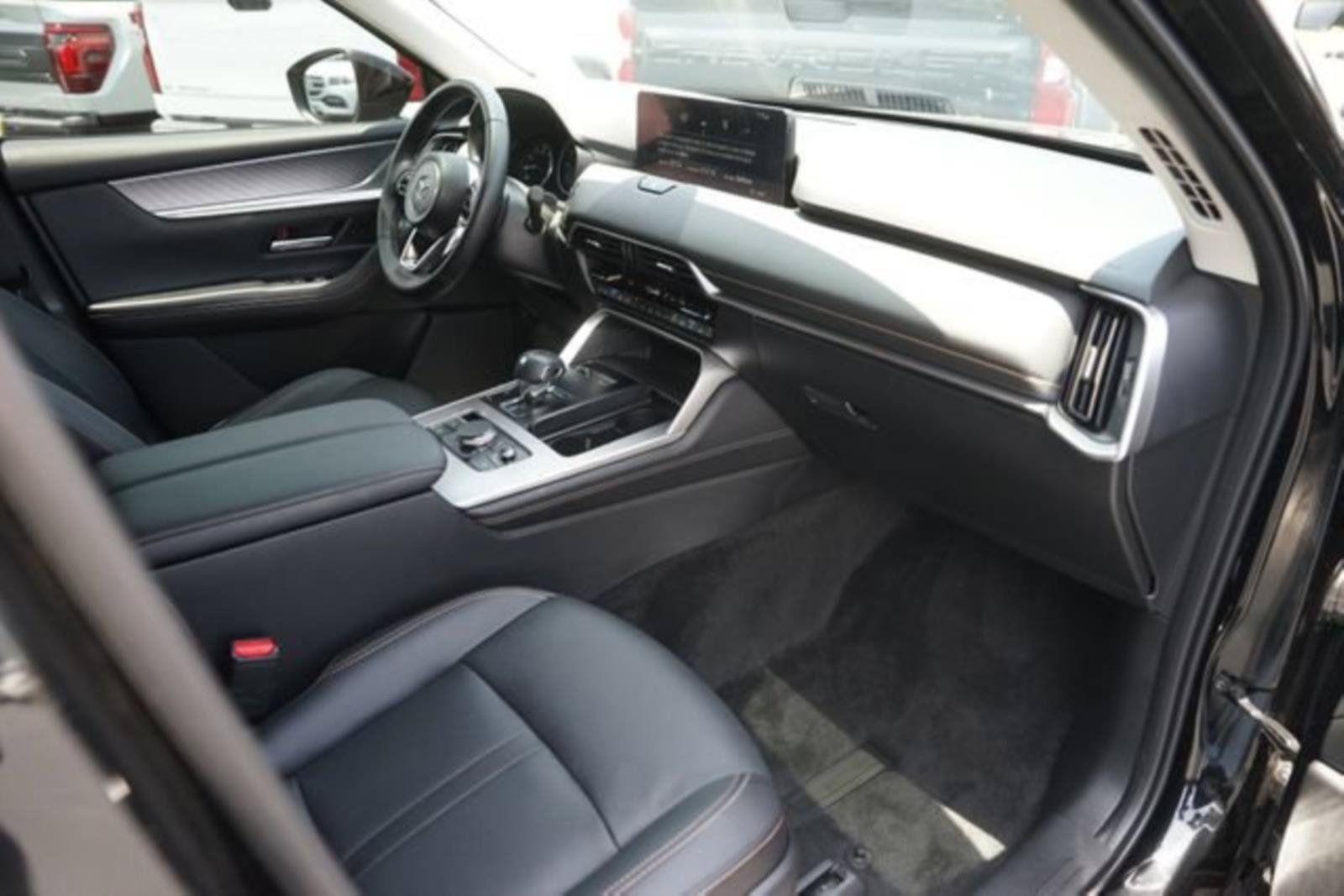 Used 2026 MAZDA CX-70 3.3 Turbo w/ Preferred Package AWD/4WD image 18