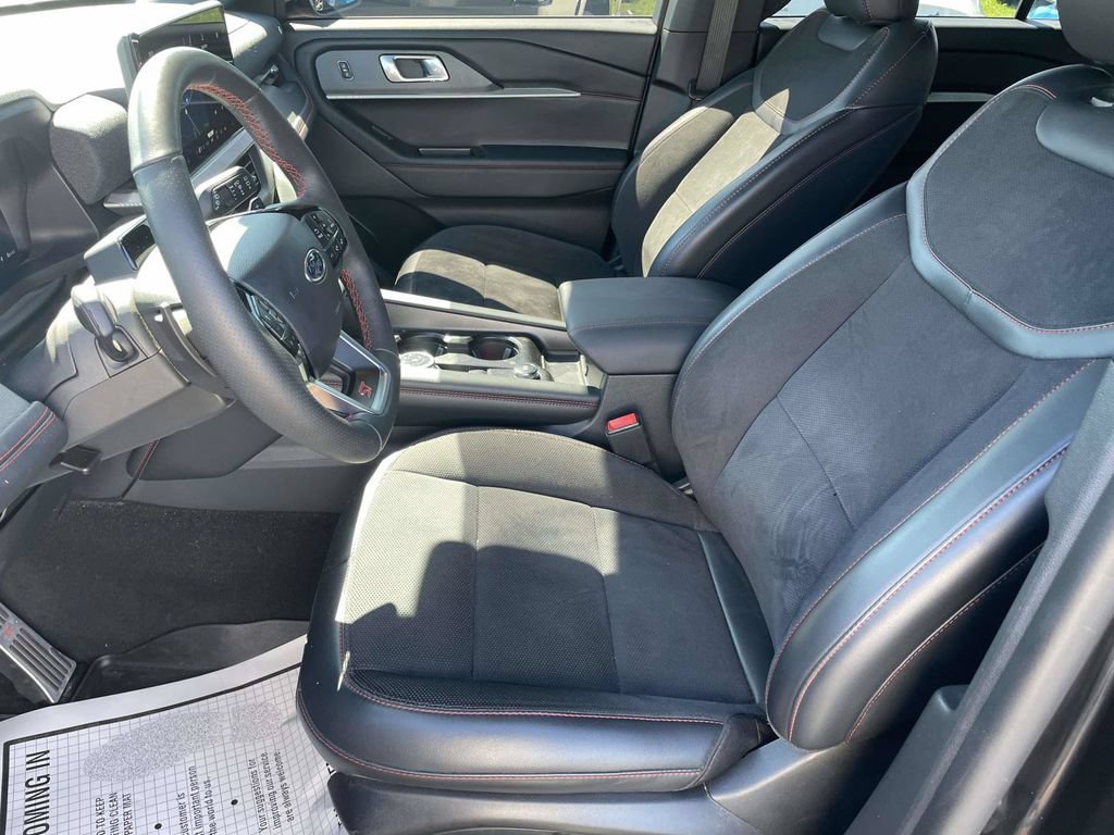 Certified 2026 Ford Explorer ST AWD/4WD image 13
