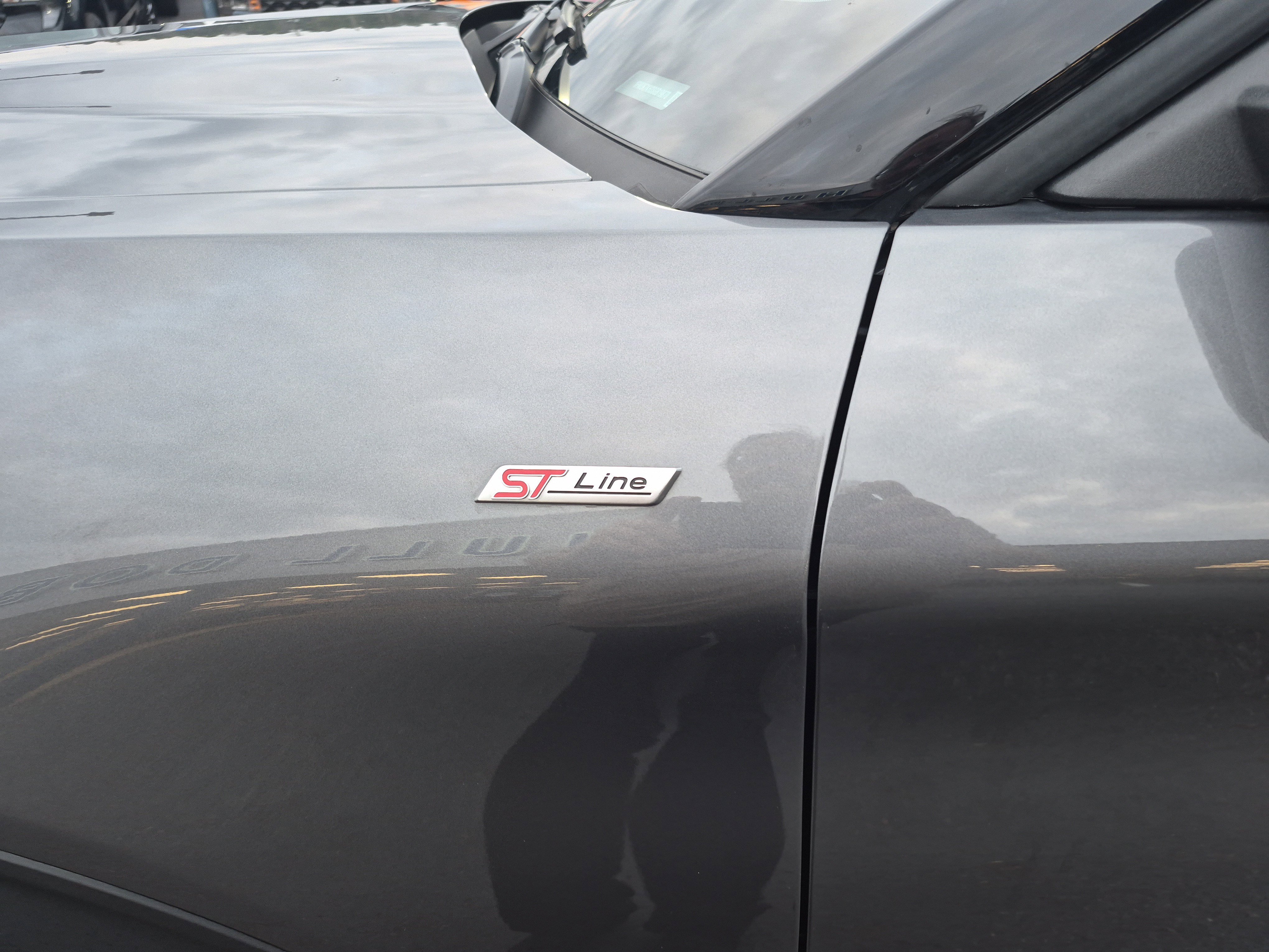 Certified 2025 Ford Explorer ST-Line image 7