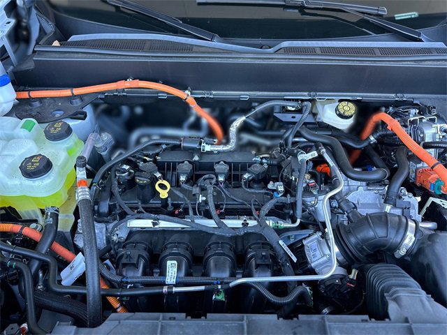 Certified 2025 Ford Maverick XLT image 27