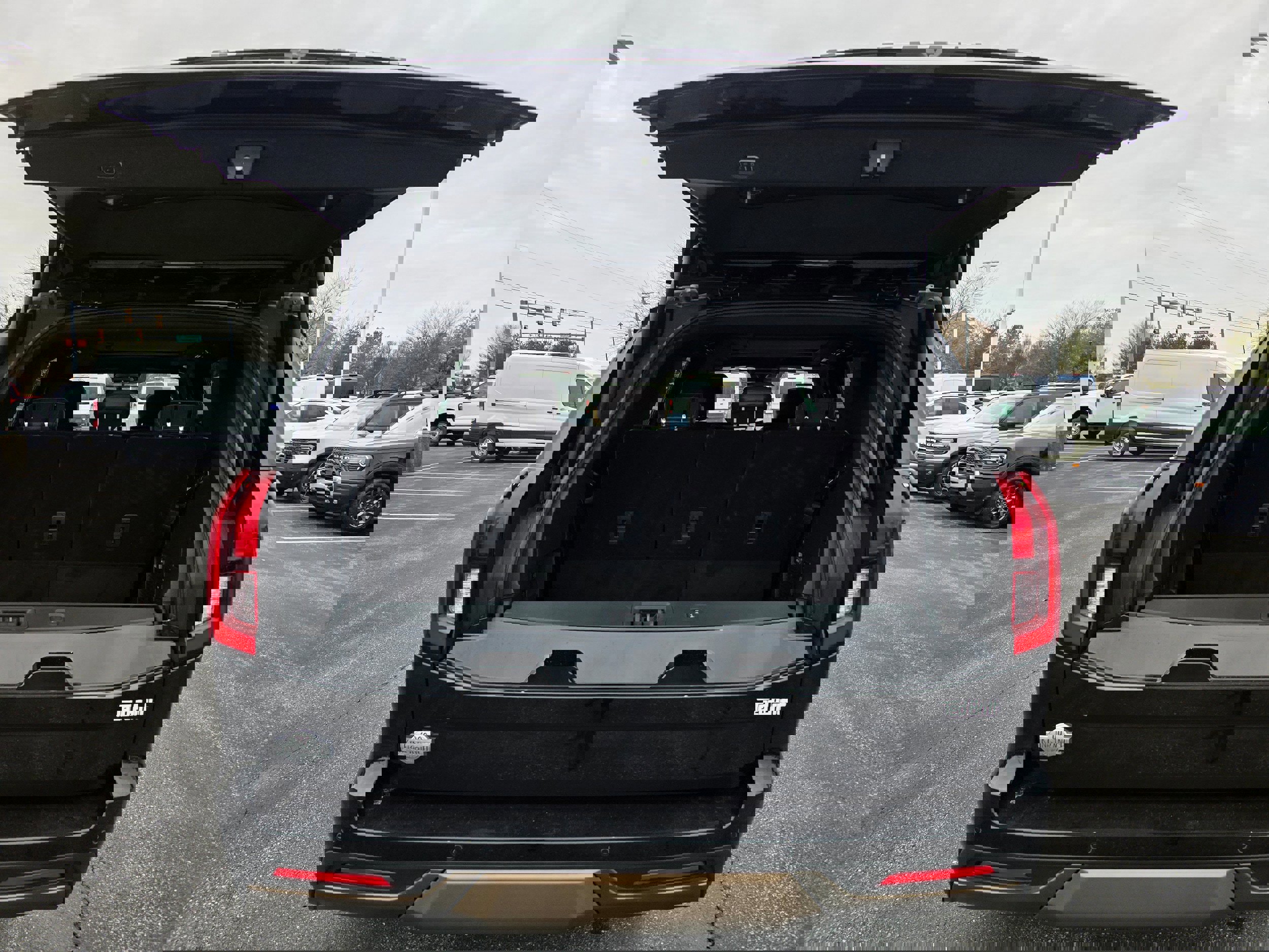 Certified 2025 Ford Expedition King Ranch image 7