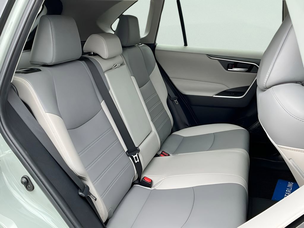 Used 2023 Toyota RAV4 XLE Premium FWD image 14