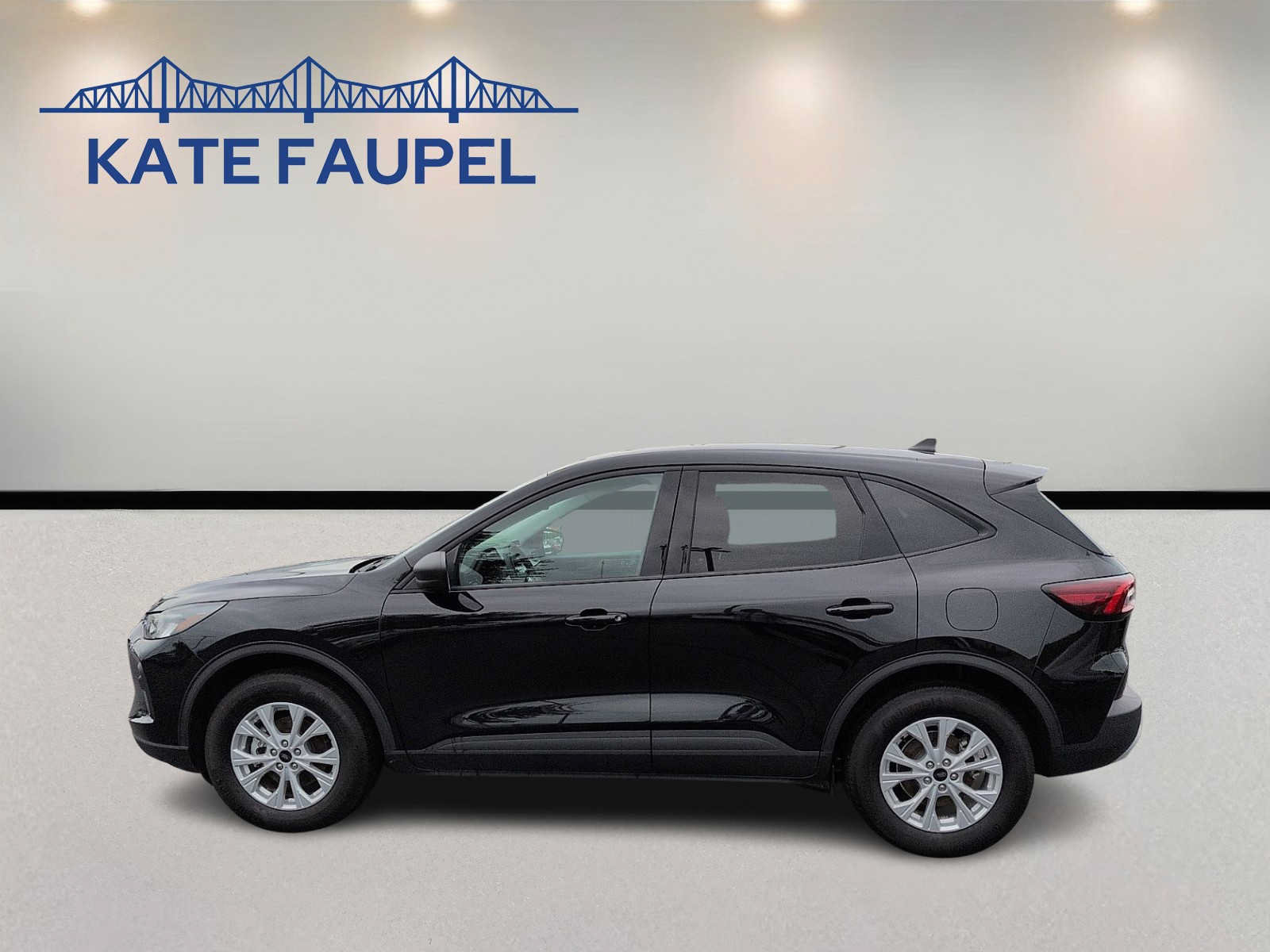 Certified 2025 Ford Escape Active AWD/4WD image 4