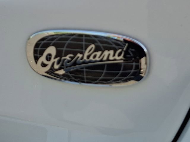 Used 2017 Jeep Grand Cherokee Overland AWD/4WD image 36