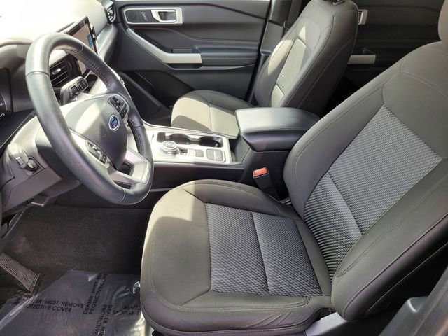 Certified 2023 Ford Explorer XLT RWD image 16