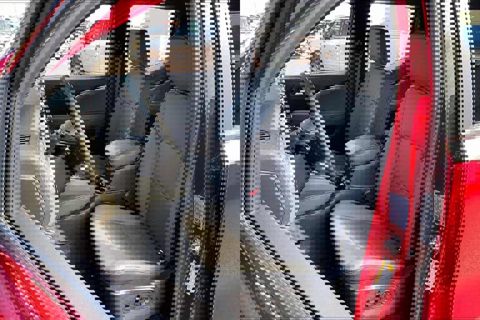 Used 2025 Chevrolet Colorado ZR2 w/ Technology Package image 9