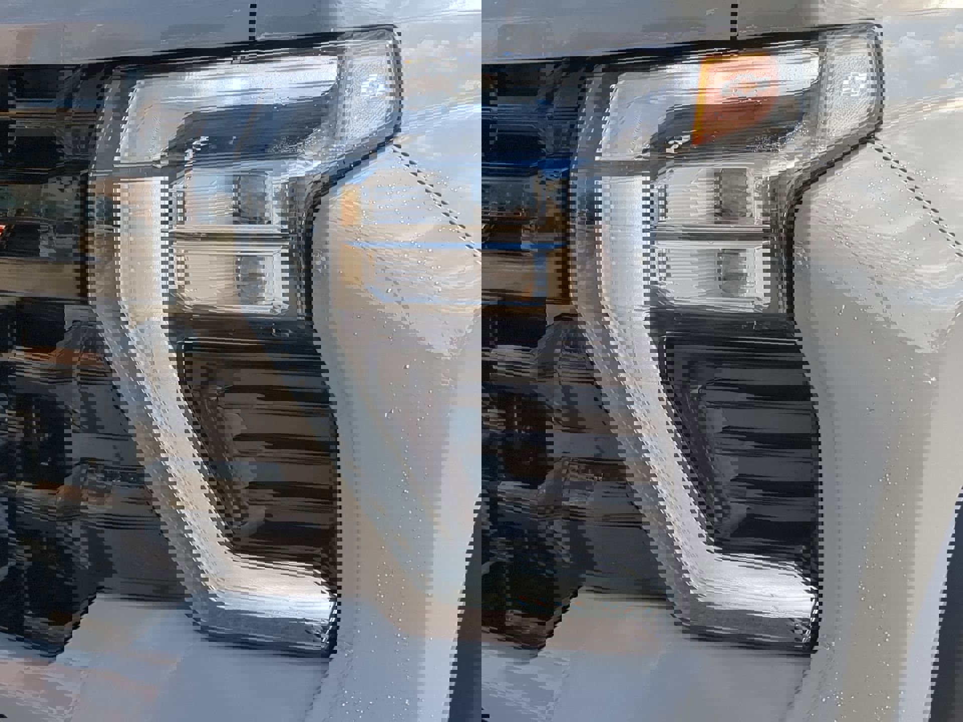 Used 2025 Chevrolet Silverado 2500 ZR2 image 36