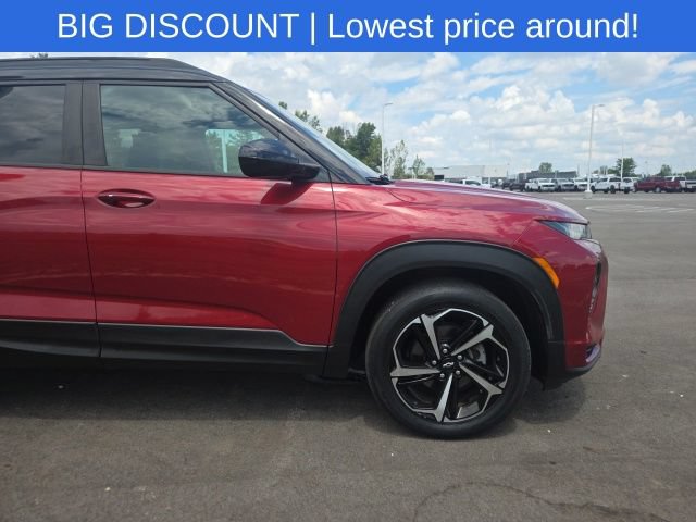 Used 2021 Chevrolet TrailBlazer RS w/ Technology Package AWD/4WD image 5
