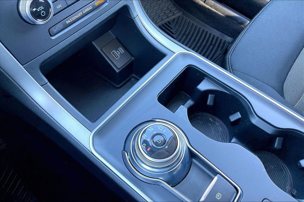 Certified 2022 Ford Edge SE image 24