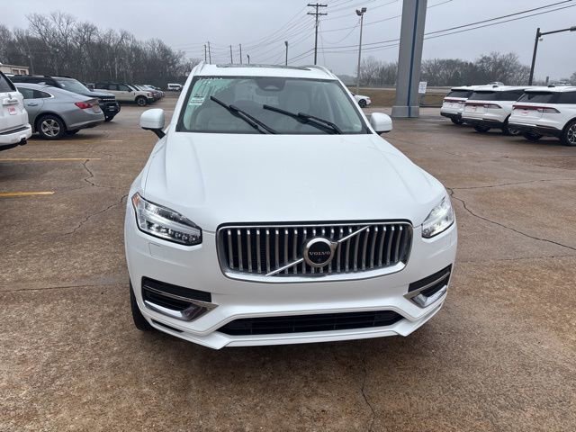 Used 2023 Volvo XC90 T8 Plus w/ Protection Package Premier image 9
