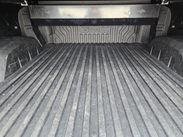 Used 2025 GMC Sierra 1500 AT4 w/ AT4 Premium Package image 32