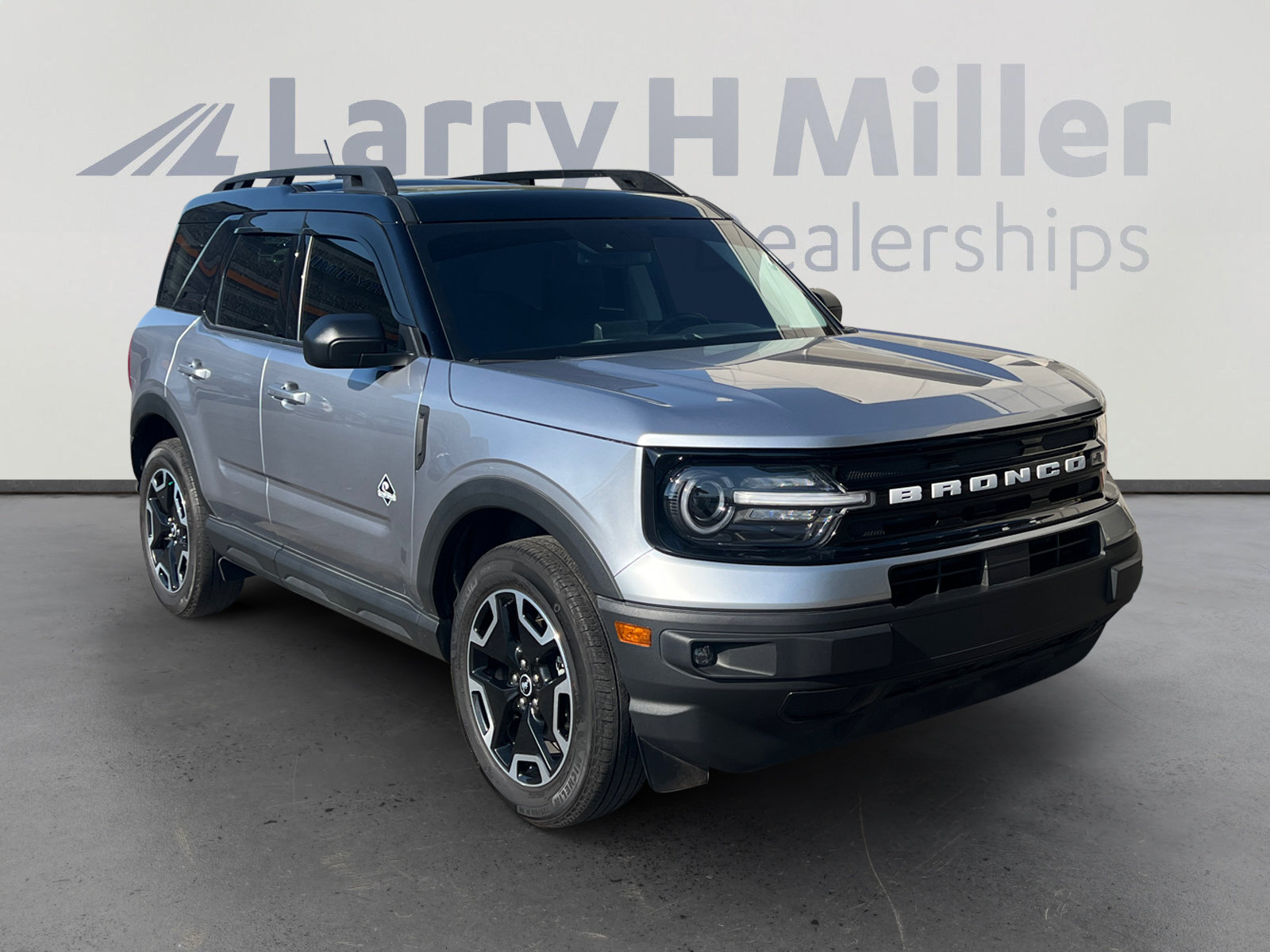 Certified 2023 Ford Bronco Sport Outer Banks w/ Tech Package AWD/4WD image 7
