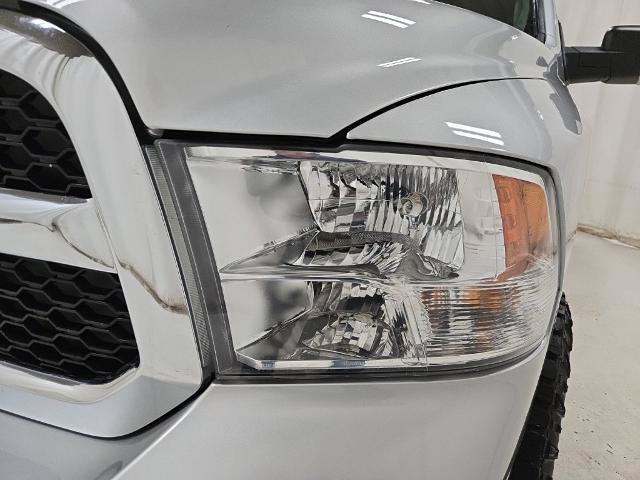 Used 2019 RAM 1500 Classic SLT w/ Luxury Group AWD/4WD image 22