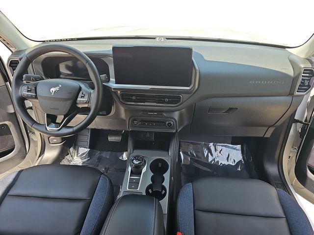 Certified 2025 Ford Bronco Sport Outer Banks w/ Outer Banks Tech Package+ AWD/4WD image 9