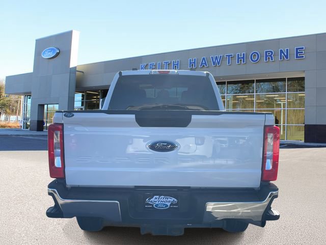 Certified 2025 Ford F250 XLT image 3