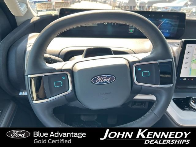 Certified 2025 Ford Expedition Active AWD/4WD image 26