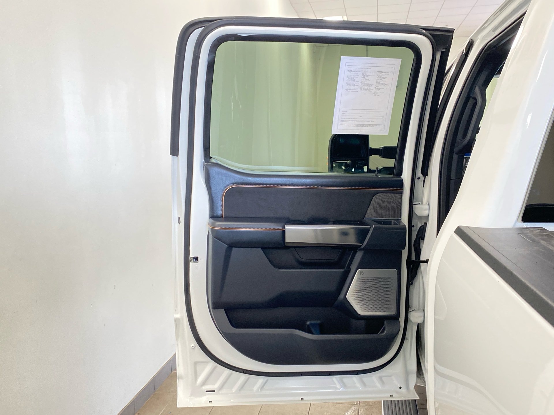 Certified 2024 Ford F250 Platinum AWD/4WD image 8