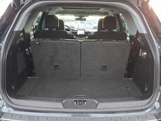 Certified 2022 Ford Explorer Limited w/ Hybrid Equipment Group 310A image 31