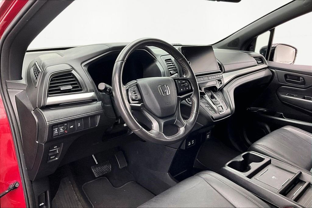 Used 2025 Honda Odyssey Sport-L image 14