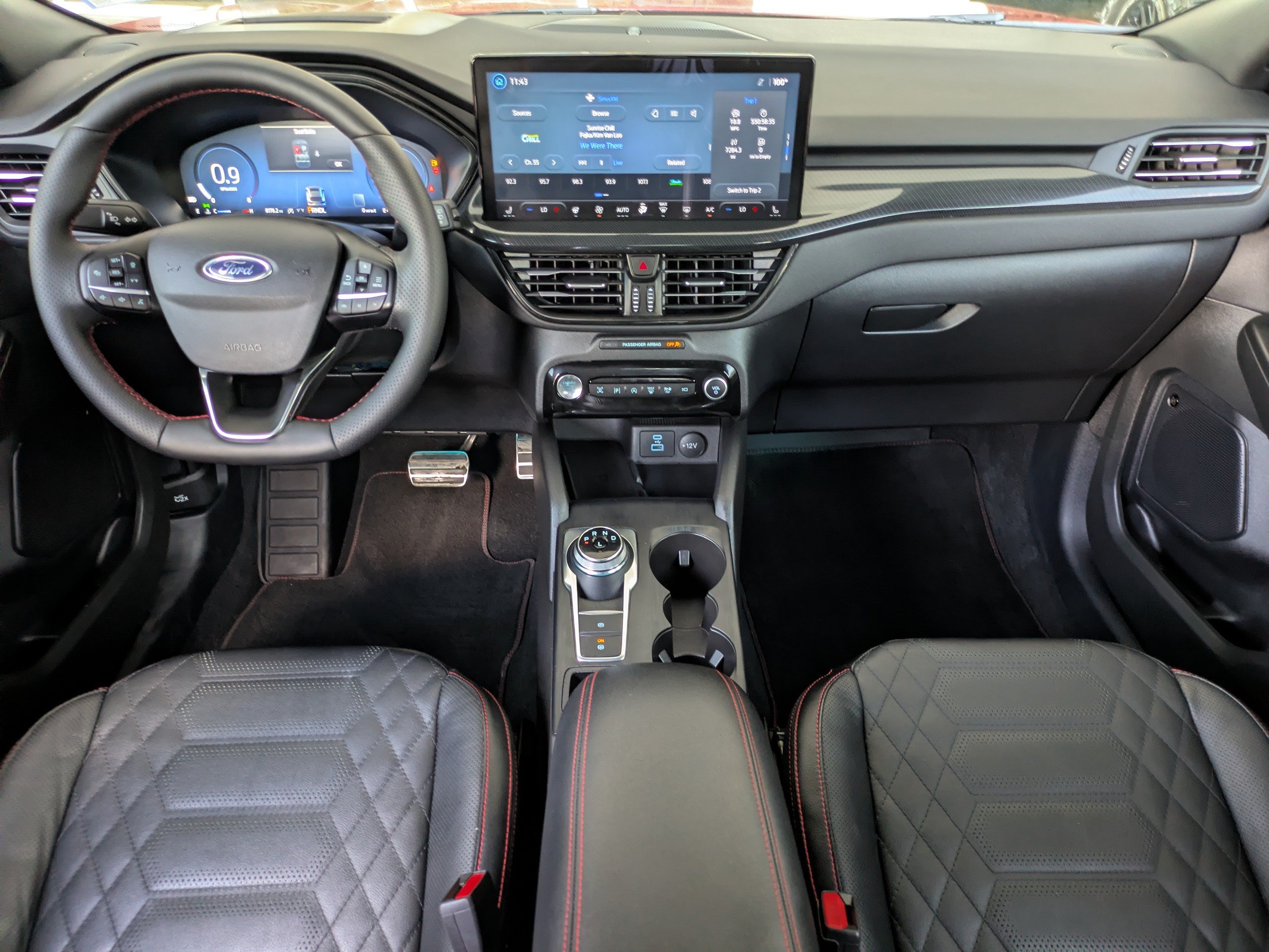 Certified 2023 Ford Escape ST-Line Elite w/ Premium Technology Package AWD/4WD image 16