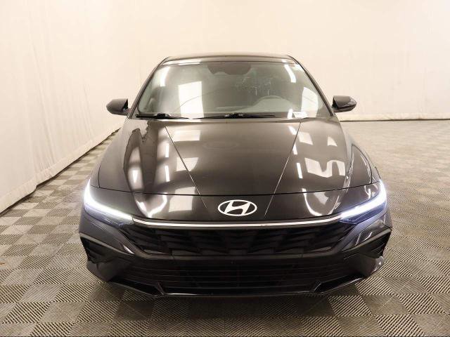 Used 2024 Hyundai Elantra SEL image 10