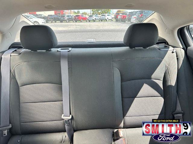 Used 2017 Chevrolet Cruze LS FWD image 18