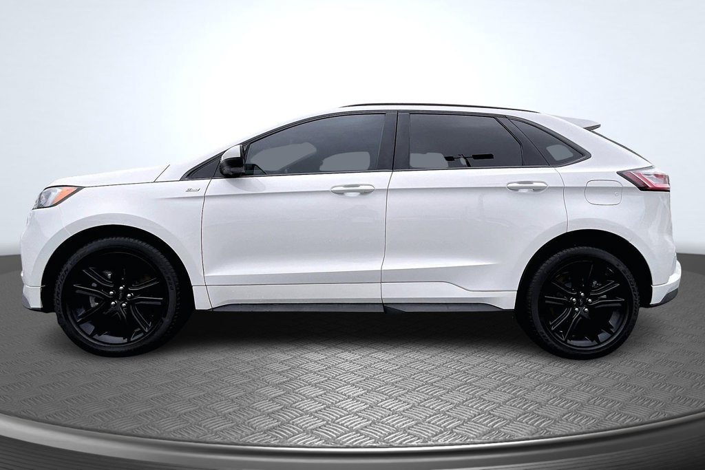 Certified 2022 Ford Edge ST-Line AWD/4WD image 8