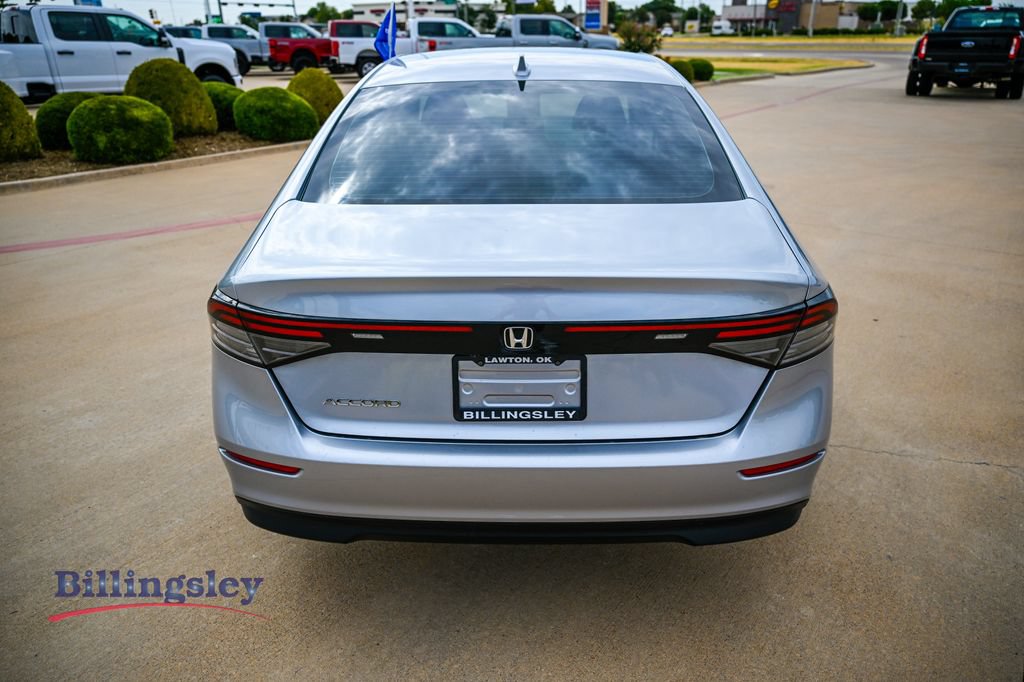 Used 2024 Honda Accord EX image 6