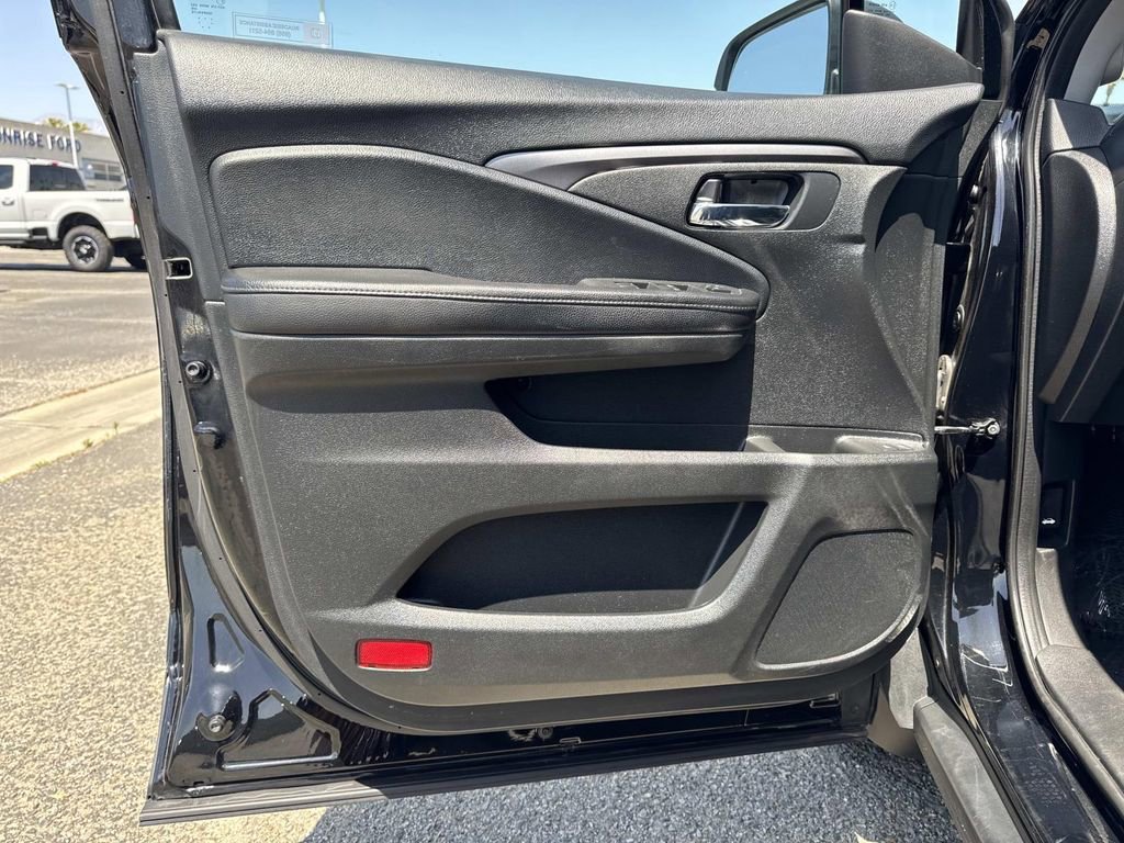 Used 2017 Honda Pilot EX-L image 18