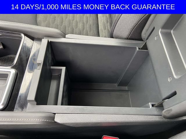Used 2025 Nissan Pathfinder SV FWD image 23
