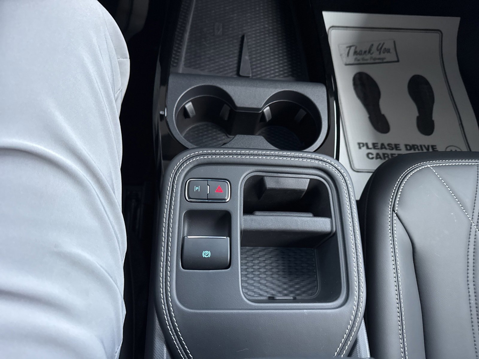 Certified 2025 Ford Mustang Mach-E Select w/ Comfort Package Lite image 30