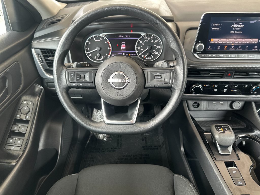 Used 2024 Nissan Rogue S FWD image 13