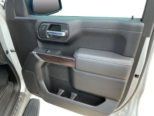 Used 2020 GMC Sierra 1500 SLT w/ X31 Off-Road Package AWD/4WD image 24