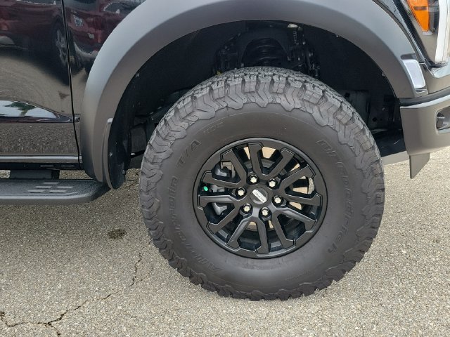 Certified 2025 Ford F150 Raptor AWD/4WD image 13