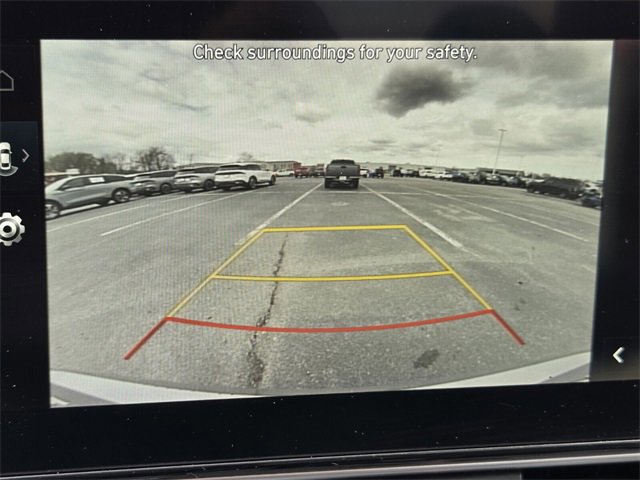 Used 2025 Hyundai Elantra SEL image 20