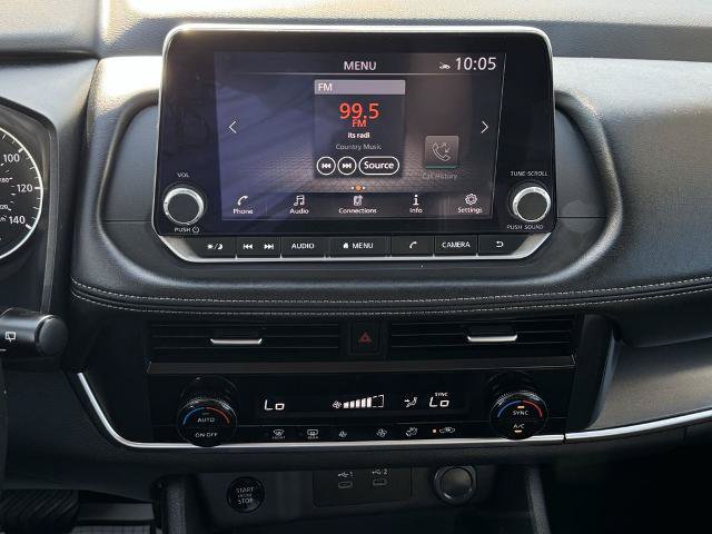 Used 2025 Nissan Rogue SV FWD image 27