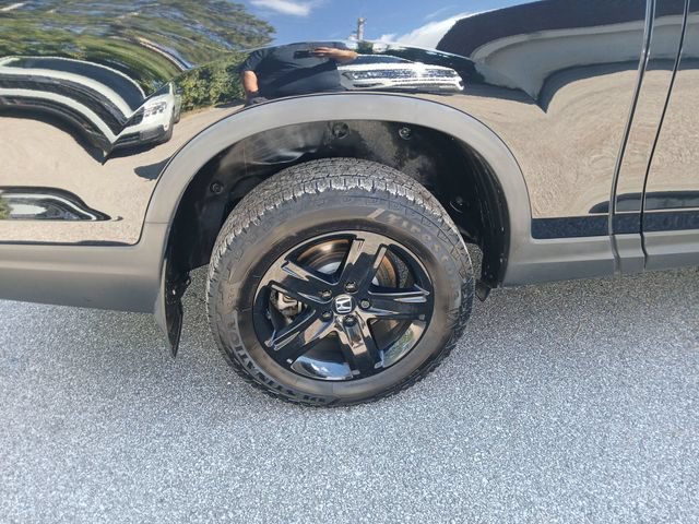 Used 2023 Honda Ridgeline Black Edition image 11