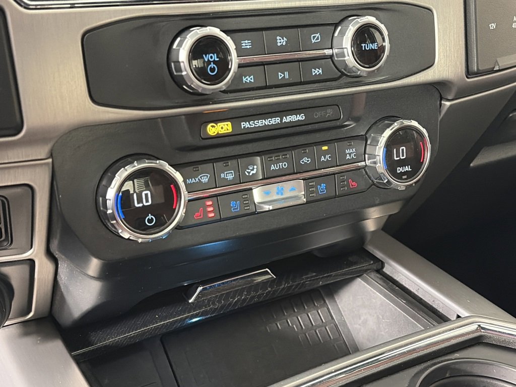 Certified 2022 Ford F350 Platinum image 21