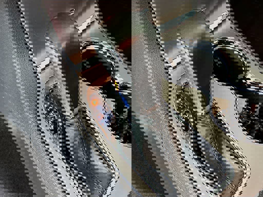 Used 2021 Jeep Grand Cherokee Laredo image 22