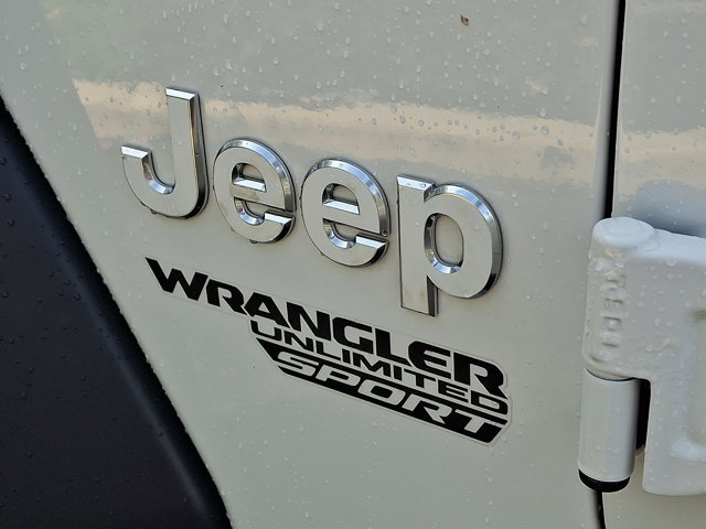 Used 2018 Jeep Wrangler Unlimited Sport S AWD/4WD image 35