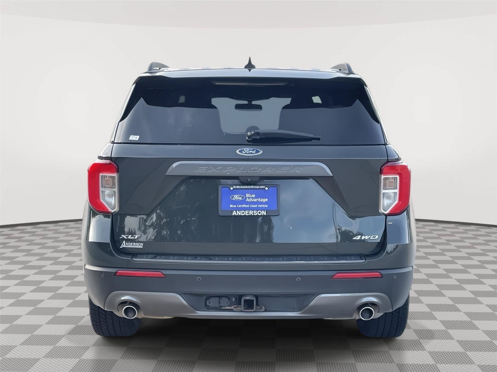 Certified 2021 Ford Explorer XLT w/ Equipment Group 202A AWD/4WD image 8