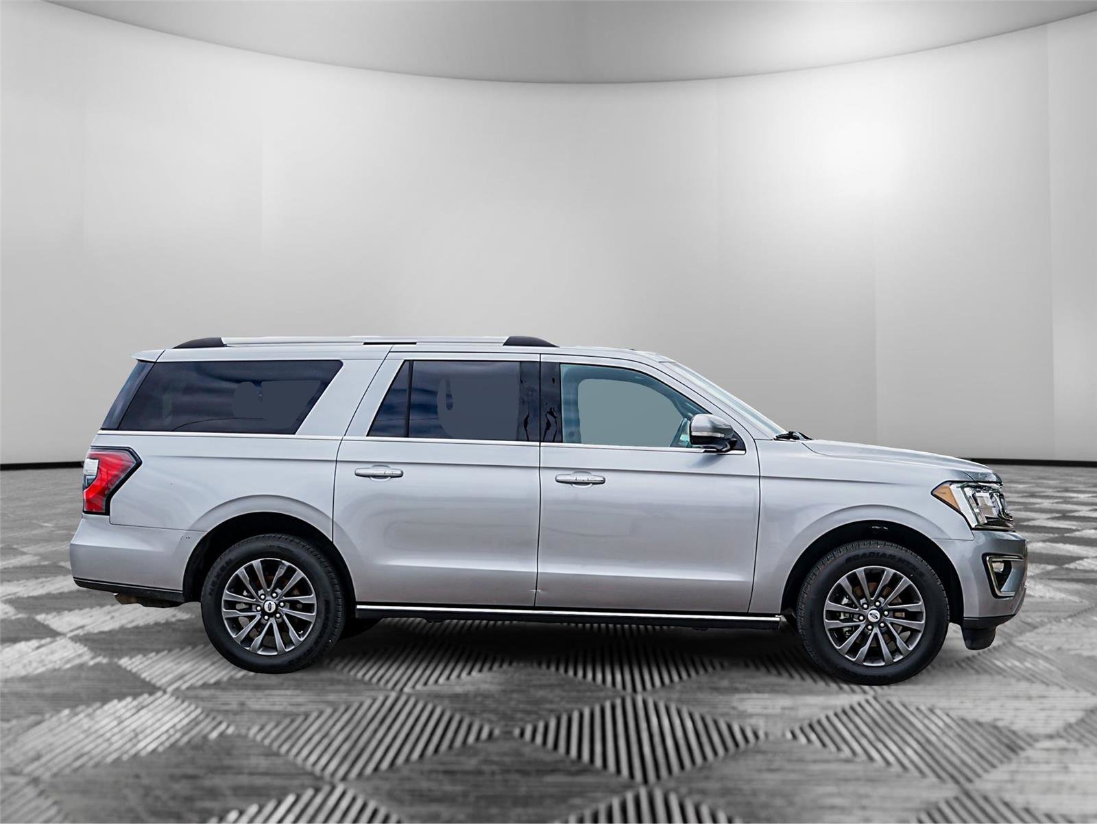 Certified 2021 Ford Expedition Max Limited RWD image 3