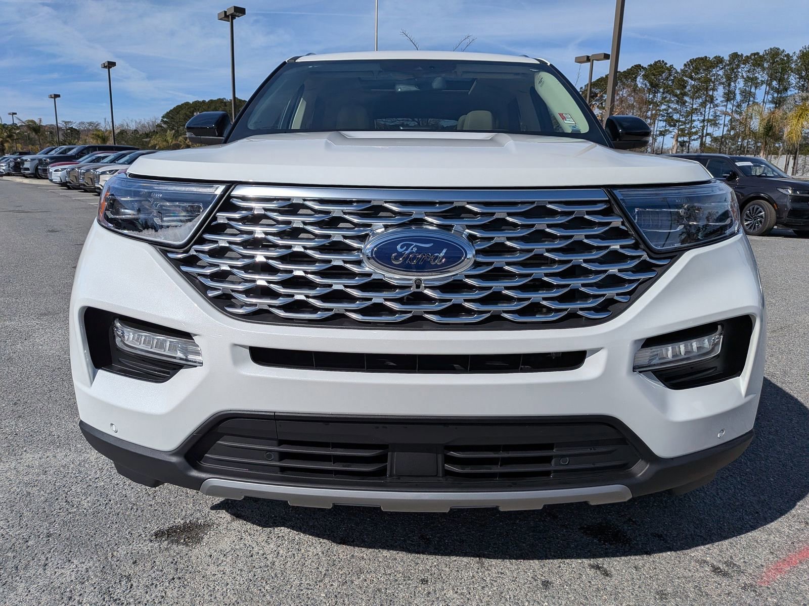 Certified 2023 Ford Explorer Platinum w/ Technology Package image 8