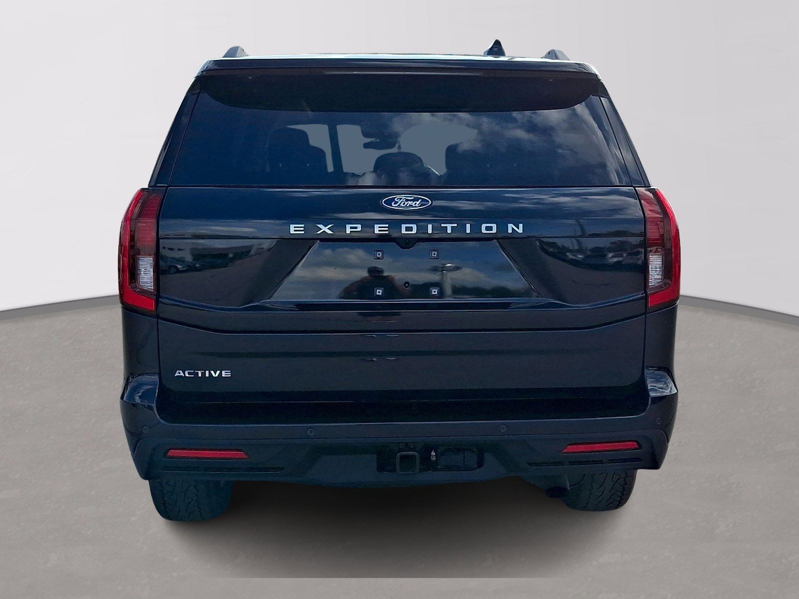 Certified 2025 Ford Expedition Active AWD/4WD image 5